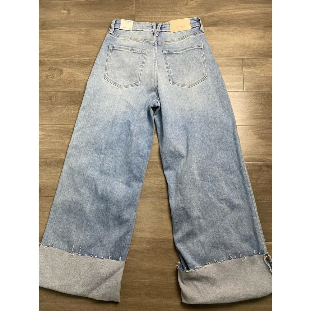 Artemis Vintage The Modern Curvy Cuffed Wide Leg High Rise Jeans Blue Size 7/27